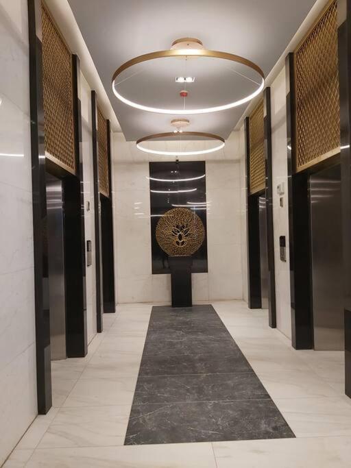 Condo Near Ayala Cebu City W Wifi Balcony Exterior photo
