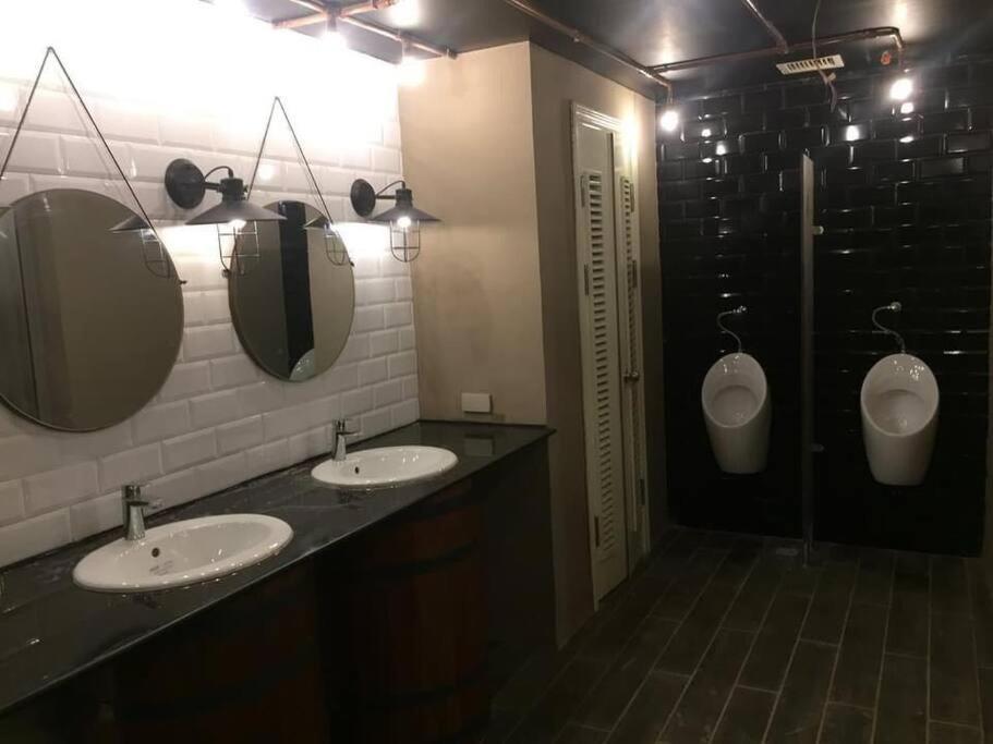 Condo Near Ayala Cebu City W Wifi Balcony Exterior photo